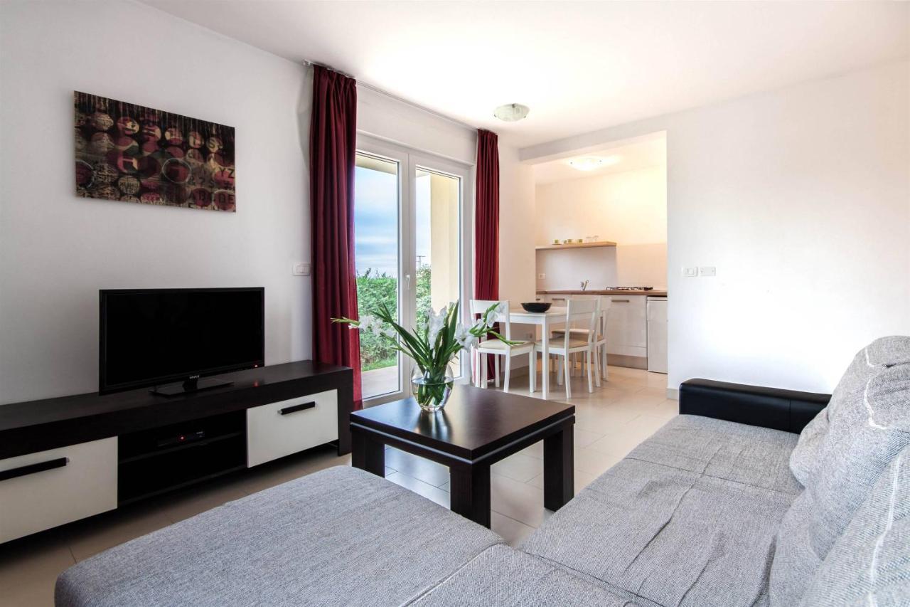 App Zlatar Apartment Umag Exterior photo